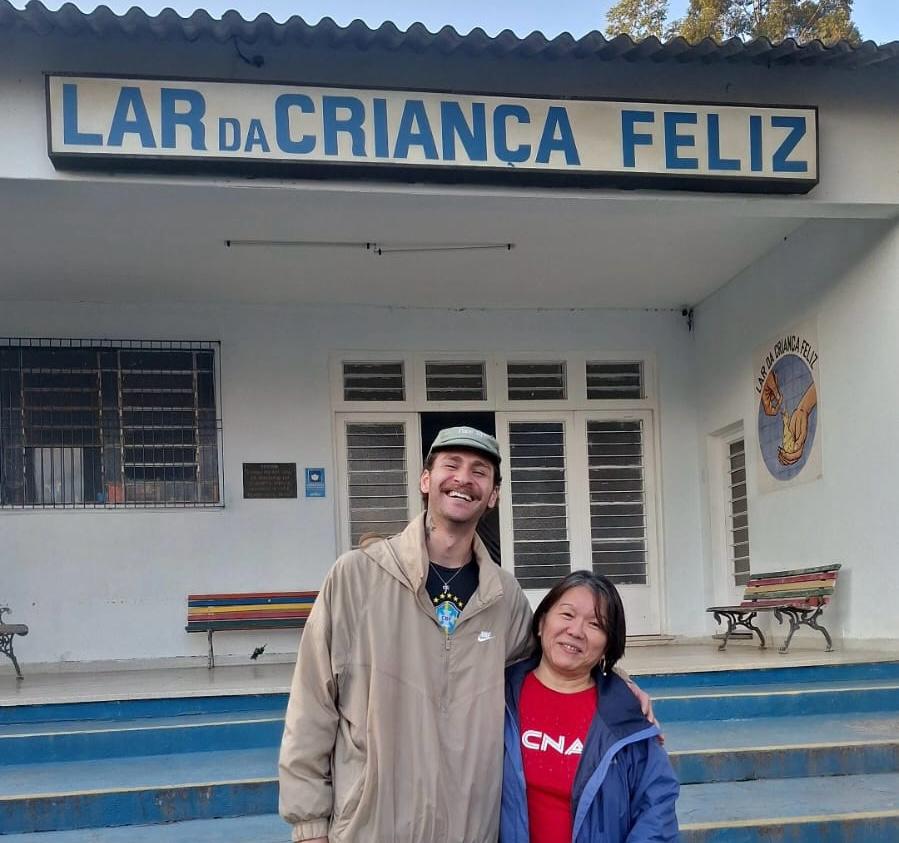 Foto da reportagem CNA Taboão da Serra arrecada 80 litros de leite e beneficia Lar da Criança